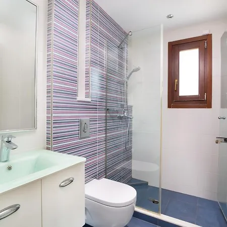 Nera Corfu * Mantouki