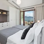 Nera Corfu Mantouki